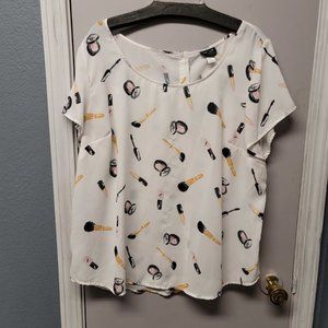 2X Torrid Make-up print top